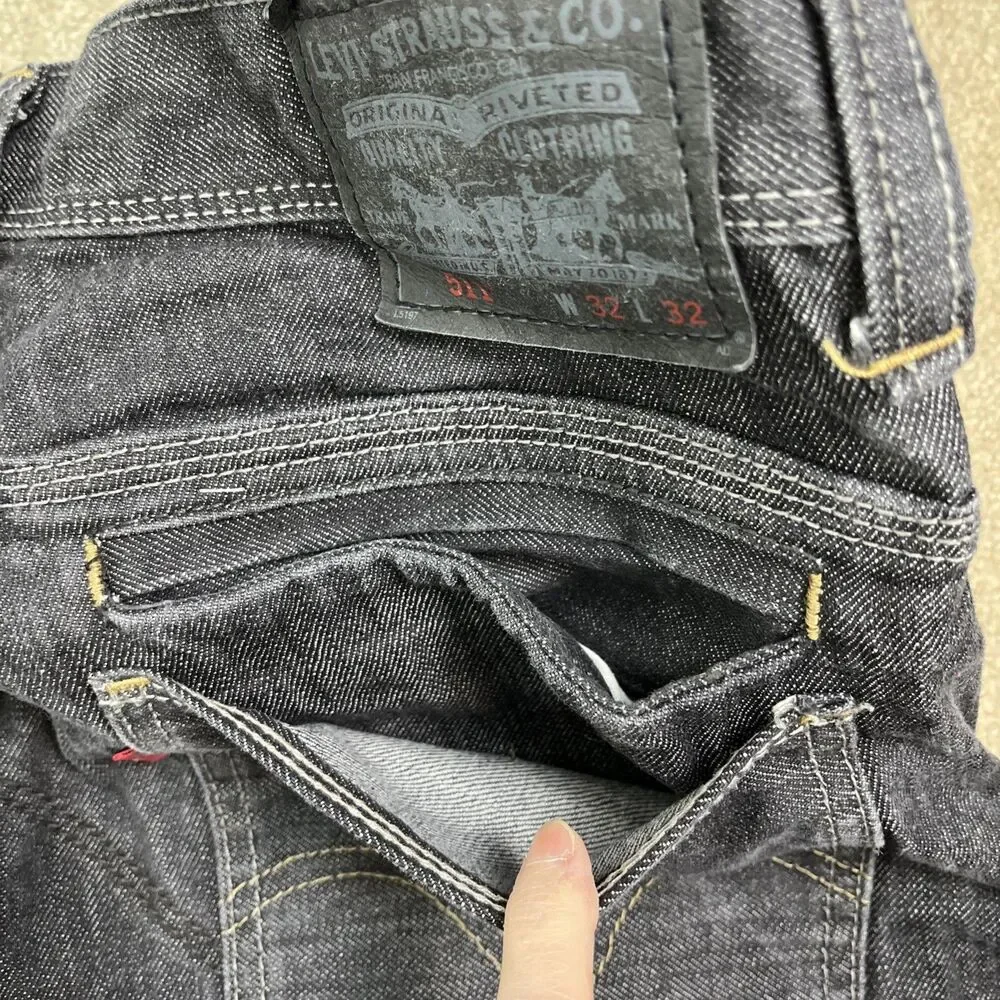 Levi’s 511 Slim Fit Jeans 32x31.5 Dark Gray Utility Variant Angled Back Pockets‎